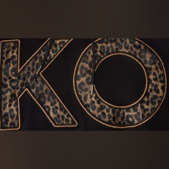 Michael Kors Cheetah Embroidered Graphic Logo Sweatshirt Size M NWT MSRP $128 - Picture 2 of 7